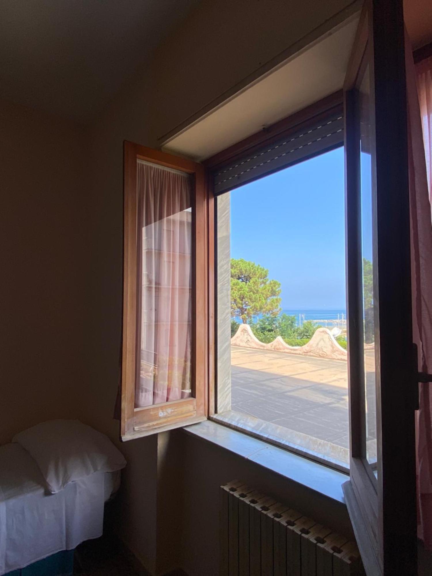 Al Torrione Bed and Breakfast Campora San Giovanni Buitenkant foto